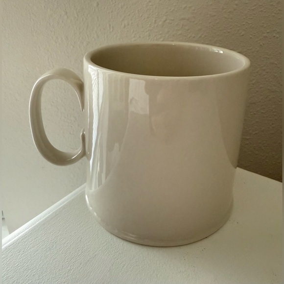 Anthropologie | Cat Letter “C” Mug | Florence Balducci Coffee Tea | Collectible - Picture 4 of 9
